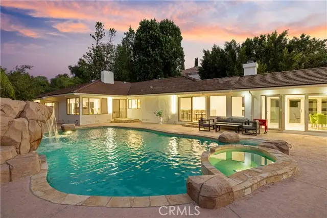 4651 Ellenita Avenue, Tarzana, CA 91356 - #1