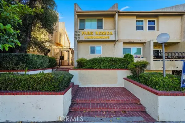 7651 Reseda, Los Angeles, CA 91335