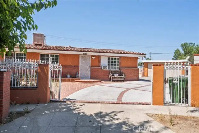 11887 Sproule, Pacoima, CA 91331 - #1