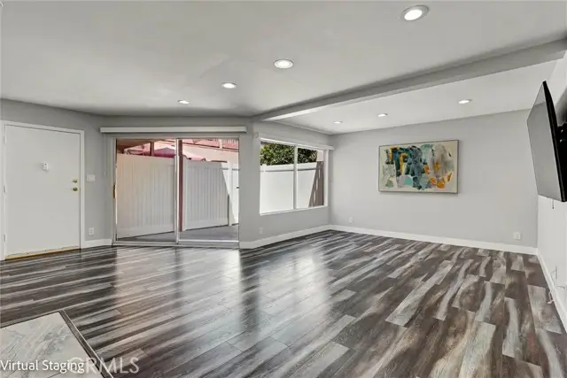 7924 Woodman Avenue  #22, Panorama City, CA 91402 - #3