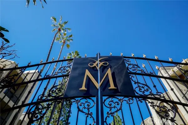 5510 Owensmouth Avenue  #209, Woodland Hills, CA 91367