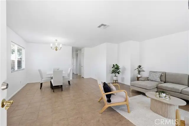45237 Sancroft Avenue, Lancaster, CA 93535 - #2
