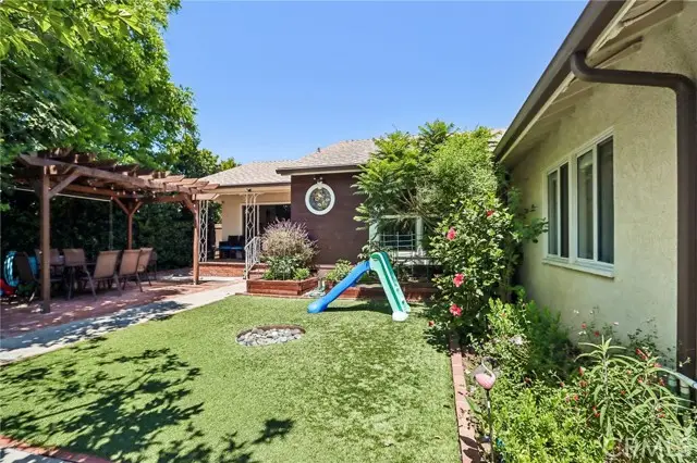 18937 Sylvan Street, Tarzana, CA 91335 - #3