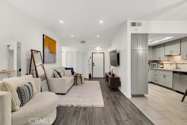 17914 Magnolia Boulevard  #121, Encino, CA 91316 - #3
