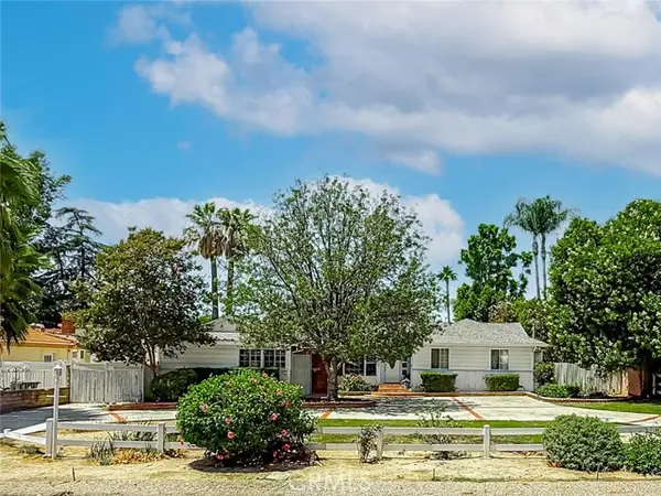 8809 Oak Park Avenue, Northridge, CA 91325