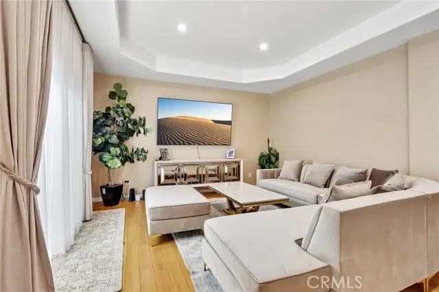 6921 Kian Court, Van Nuys, CA 91406 - #3