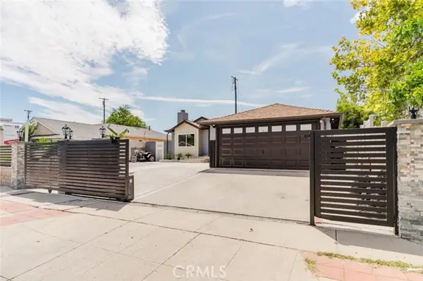 7725 Loma Verde Avenue, Canoga Park, CA 91304