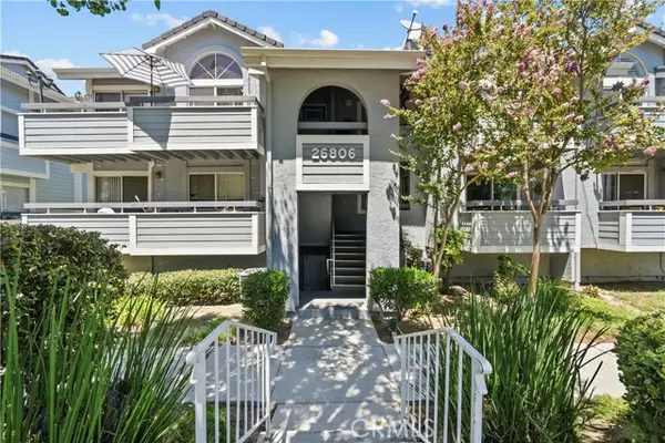 26806 Claudette Street  #323, Canyon Country, CA 91351