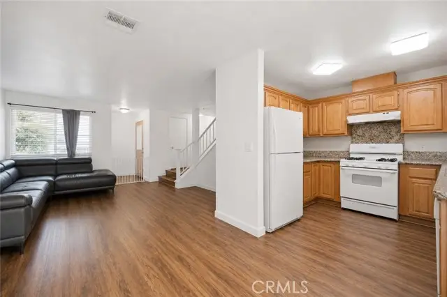 13750 Hubbard Street  #57, Sylmar, CA 91342 - #2