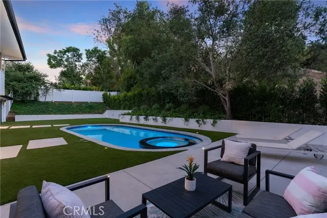 5789 Fairhaven Avenue, Woodland Hills, CA 91367 - #2