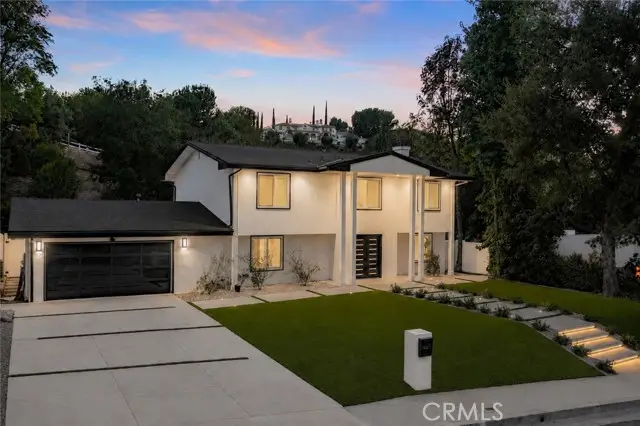 5789 Fairhaven Avenue, Woodland Hills, CA 91367 - #3