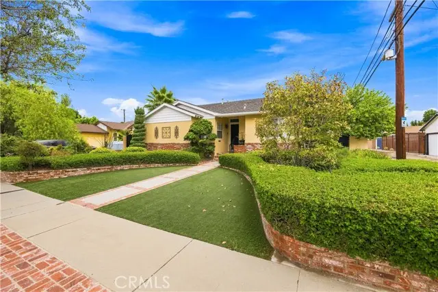 16615 Tupper Street, North Hills, CA 91343 - #3
