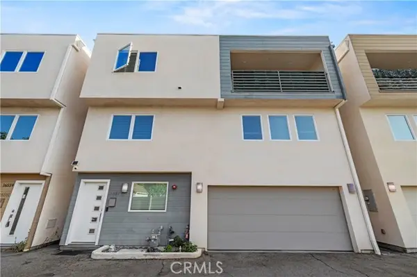 16557 Vine Terrace, Van Nuys, CA 91406