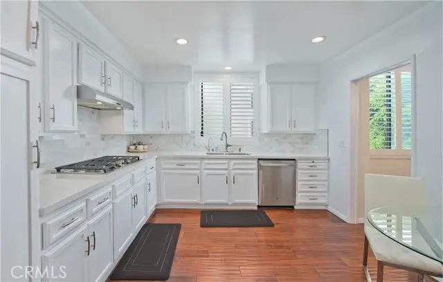 14521 Benefit  #207, Sherman Oaks, CA 91403 - #1