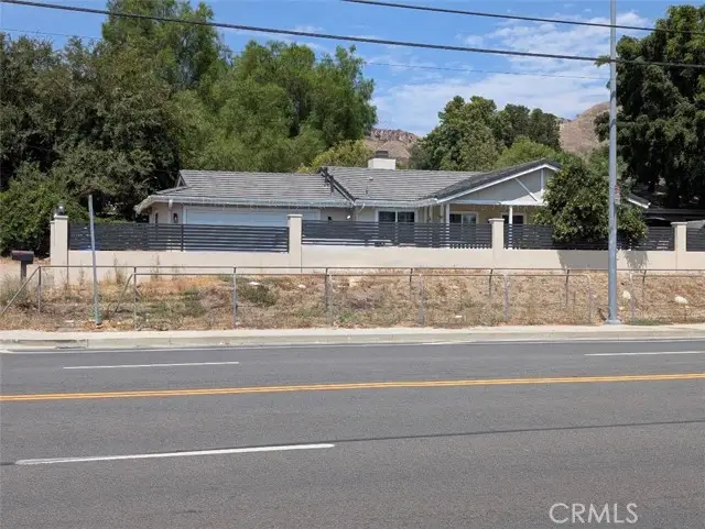 11310 Palomino Court, Sylmar, CA 91342 - #1