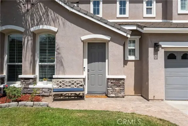 21825 Carol Court, Saugus, CA 91390 - #2