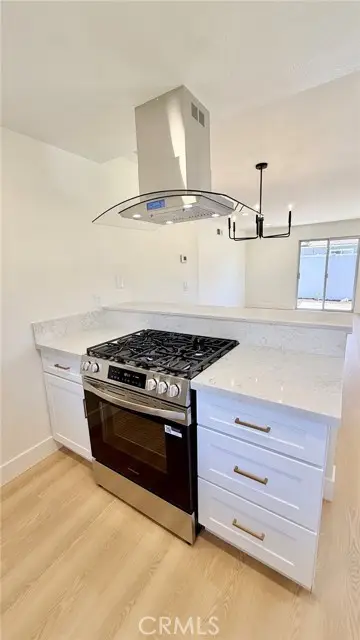 28196 Robin, Saugus, CA 91350 - #2
