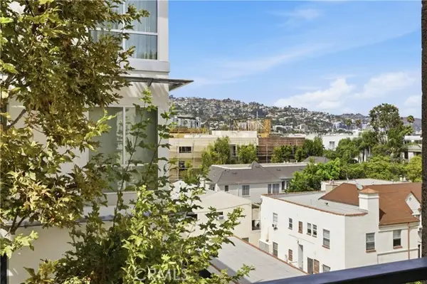 450 N Palm Dr  #407, Beverly Hills, CA 90210