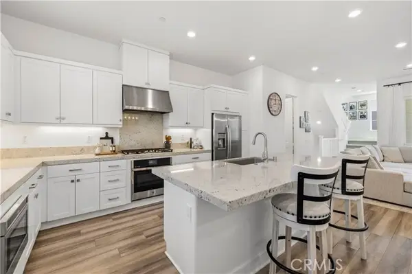 27420 Horizon View, Valencia, CA 91381