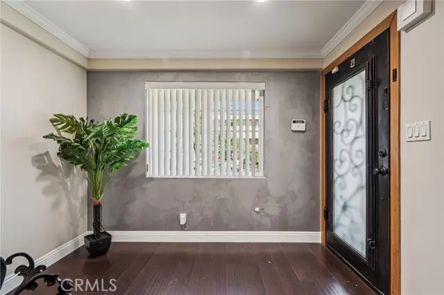 4520 Kingswell Avenue, Los Angeles, CA 90027 - #3