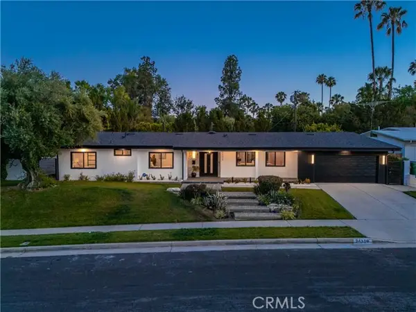 24320 Bessemer, Woodland Hills, CA 91367