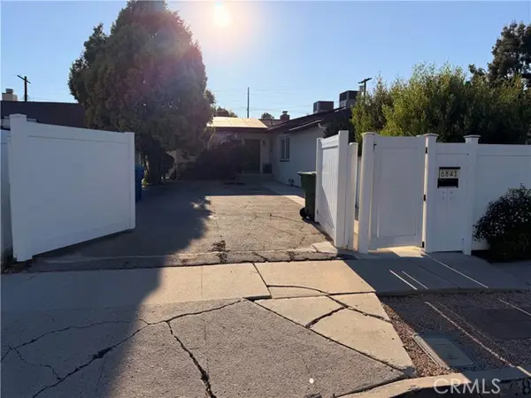 6841 Hanna, Canoga Park, CA 91303