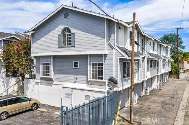 7420 Corbin  #8, Reseda, CA 91335 - #2
