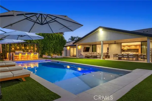 23501 Berdon Street, Woodland Hills, CA 91367
