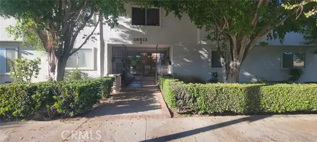 18611 Collins  #E 33, Tarzana, CA 91356 - #1