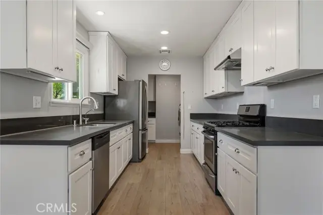 16250 Bermuda Street, Granada Hills, CA 91344 - #3