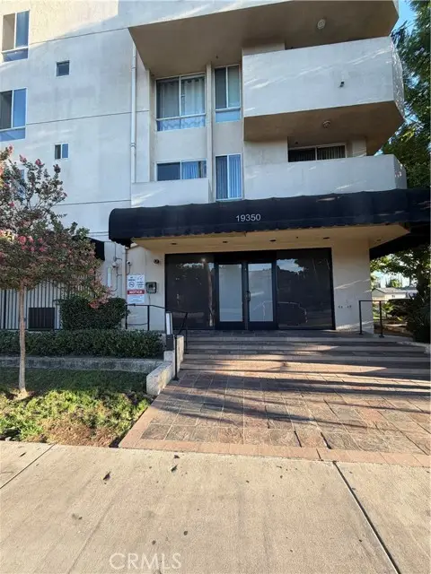 19350 Sherman, Reseda, CA 91335 - #1