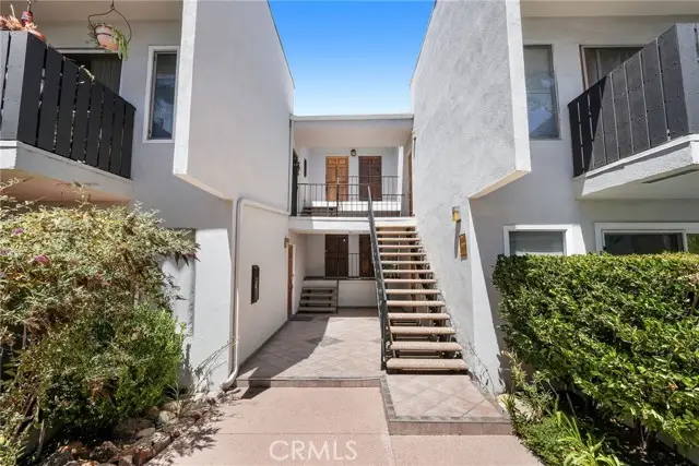 18645 Hatteras St  #234, Tarzana, CA 91356 - #3