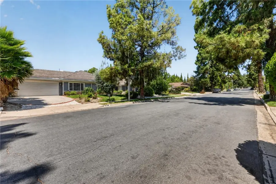 10749 Melvin, Northridge, CA 91326 - #2
