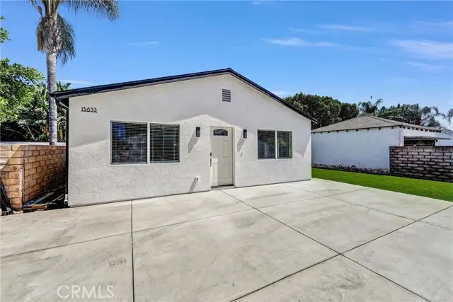 13831 Bessemer, Van Nuys, CA 91401 - #3