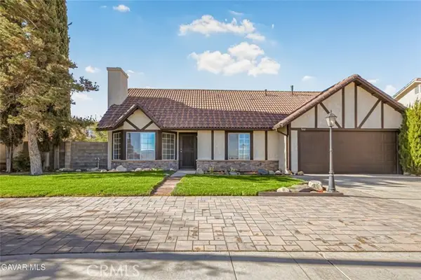 566 Avenue R8, Palmdale, CA 93550