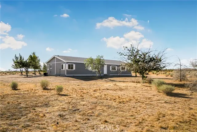13073 Arizona, Phelan, CA 92371 - #1