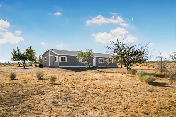 13073 Arizona, Phelan, CA 92371