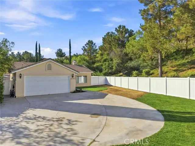 19735 Skyview Court, Canyon Country, CA 91351 - #1