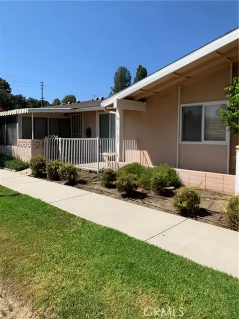 19162 Avenue Of The Oaks  #B, Newhall, CA 91321 - #1