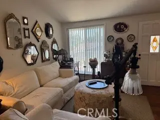 19162 Avenue Of The Oaks  #B, Newhall, CA 91321 - #2