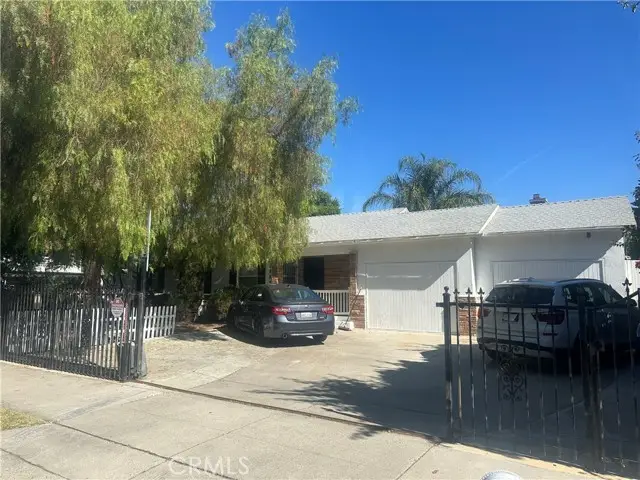20957 Community, Canoga Park, CA 91304 - #1