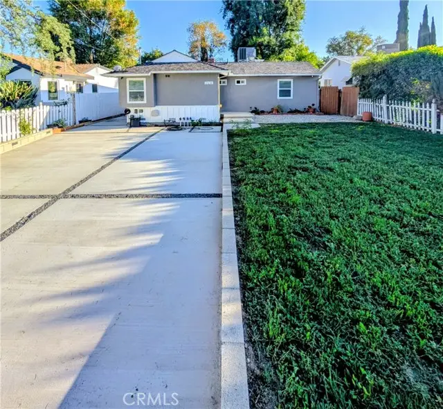 23130 Victory, Woodland Hills, CA 91367 - #3