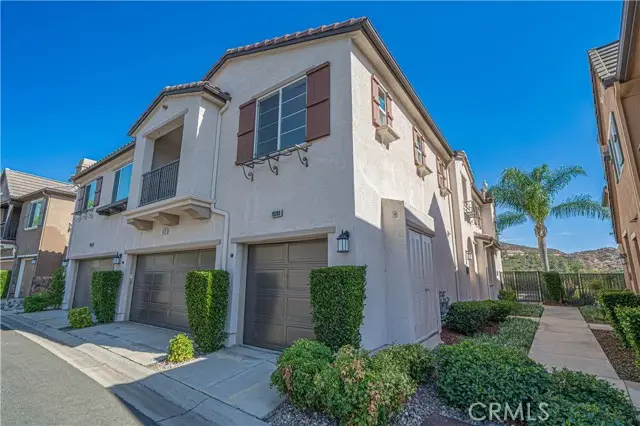 19380 Laroda, Saugus, CA 91350 - #2