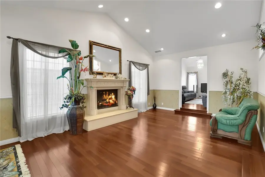 15129 Otsego Street, Sherman Oaks, CA 91403 - #3