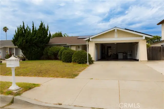 1451 Offshore St, Oxnard, CA 93035 - #1