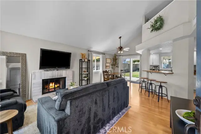 27631 Buckskin, Castaic, CA 91384 - #2