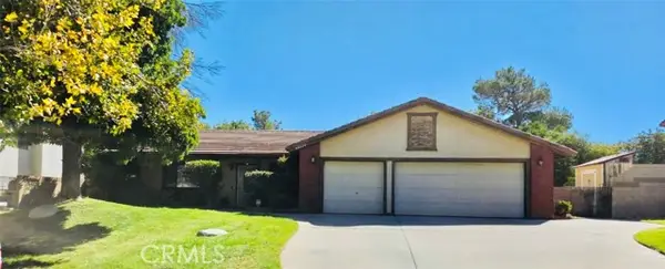 42220 Woodstone, Lancaster, CA 93536