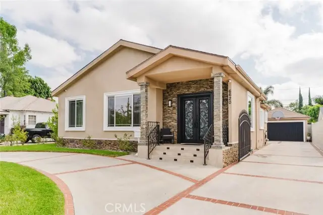 6620 Costello Avenue, Van Nuys, CA 91405 - #1