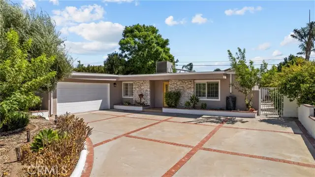 9660 Delco Avenue, Chatsworth, CA 91311 - #1