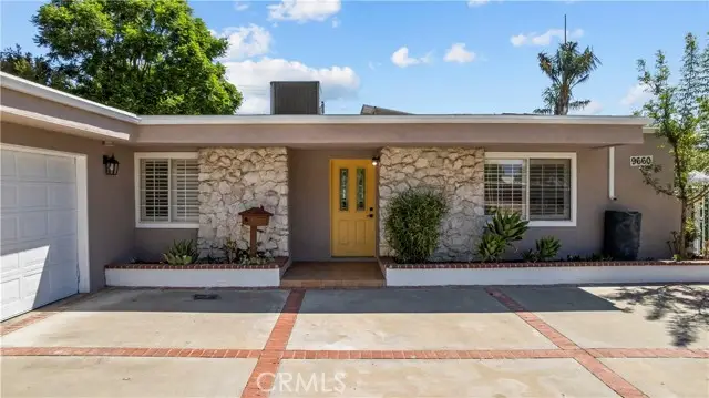 9660 Delco Avenue, Chatsworth, CA 91311 - #2